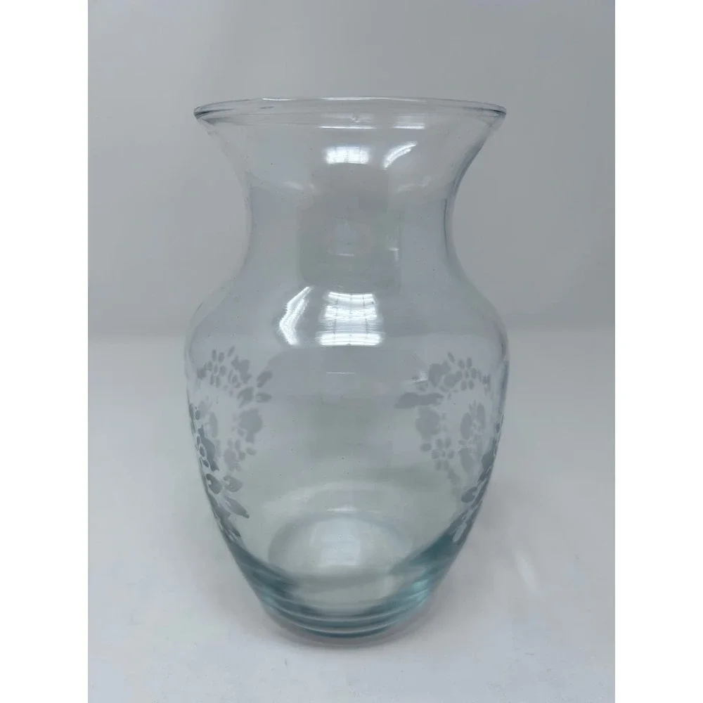 Clear Glass Floral Design Vase‎ 8